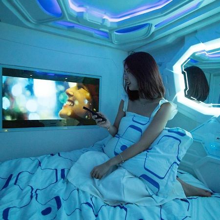 Jc Space Capsule Hotel Kuah Exterior foto